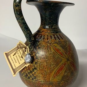 800 B.C. Geometric oinochoe Hand painted by; P. Vaglis